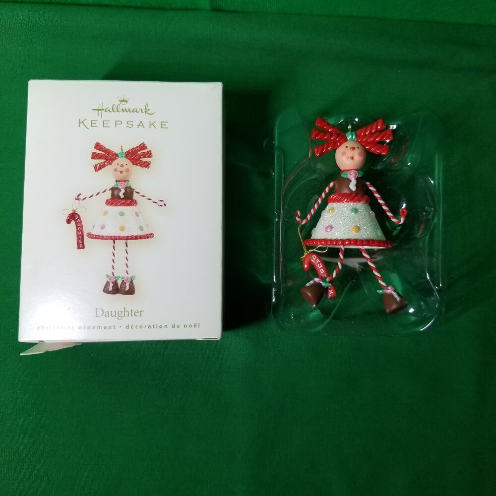 Hallmark Keepsake Ornament Candy DAUGHTER 2008, Family, Christmas